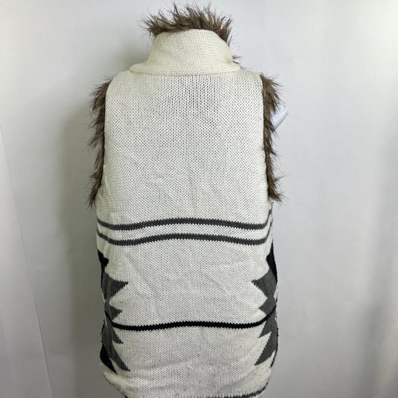 Faux Fur Sweater Vest M Reversible White Gray Tribal Aztec Southwestern Brown Us - Picture 8 of 12